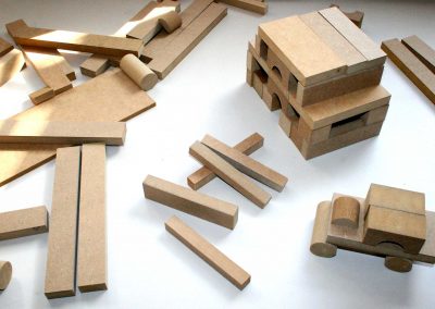 Nähkasten aus Holz / Holz-Bausatz Bauernhof / Holz-Transporter - P.A.U.L. GMBH